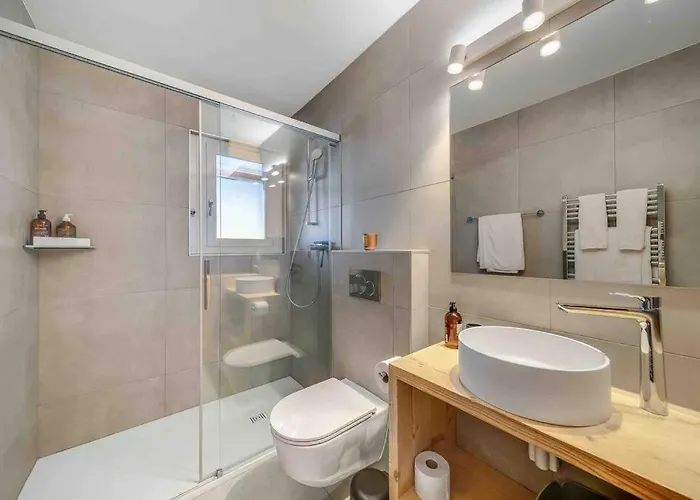 Daire Center With Fireplace And Parking Crans-Montana