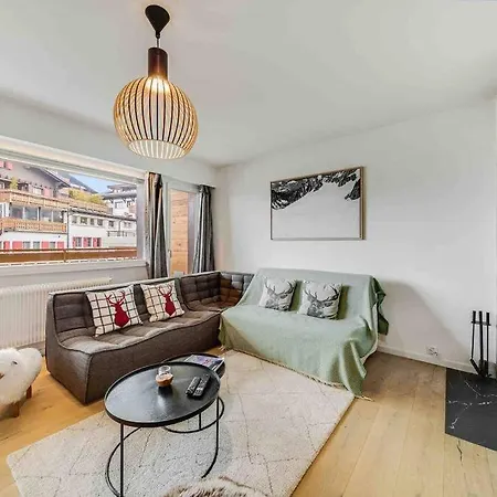 Center With Fireplace And Parking דירה *