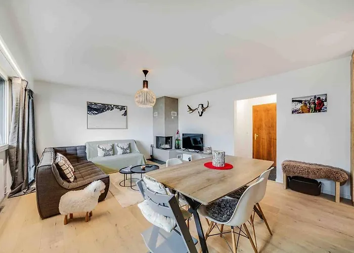 Center With Fireplace And Parking Crans-Montana